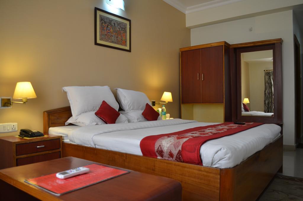 Hotel Rajdhani Regency Guwahati Habitación foto